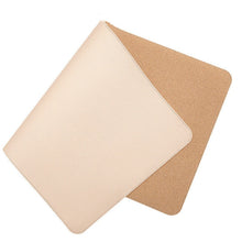 Lade das Bild in den Galerie-Viewer, XXL Mauspad aus Kork und Kunstleder