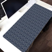 Lade das Bild in den Galerie-Viewer, XXL Mauspad mit bunten Bogen