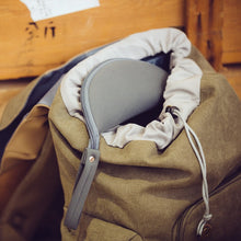 Lade das Bild in den Galerie-Viewer, Outdoor Mauspad und Maustasche